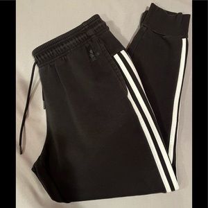 Adidas Black sweatpants size M lightly worn